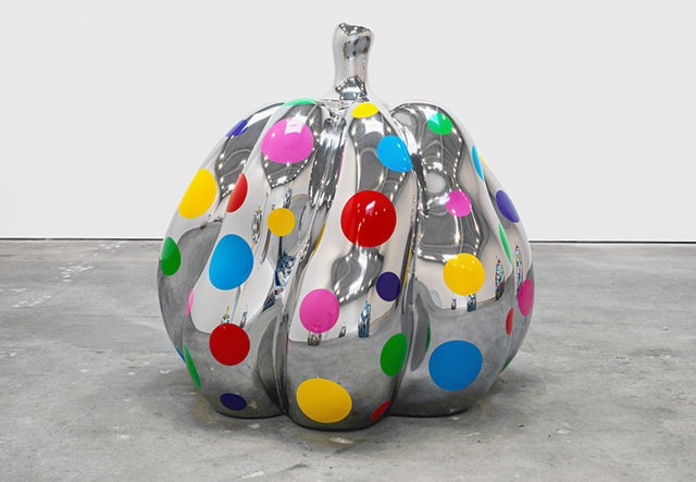 Pumpkin, 2015 Give Me Love: Яеи Кусама в галерее Дэвида Цвирнера (фото 1)