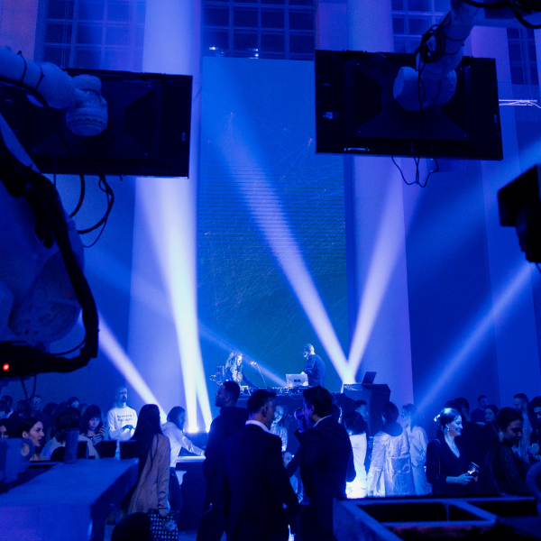 В десятку: юбилей BURO. глазами Александра Бланаря