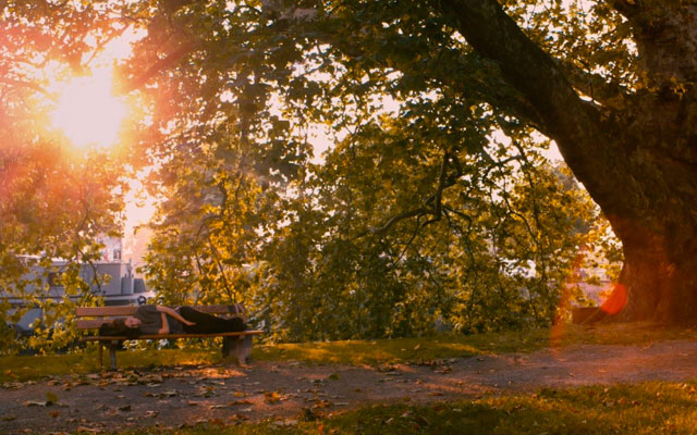 Кадр из к/ф "Жизнь Адель", 2013. Режиссер: Абделатиф Кешиш Топ-4 номинантов Европейской киноакадемии (фото 1)