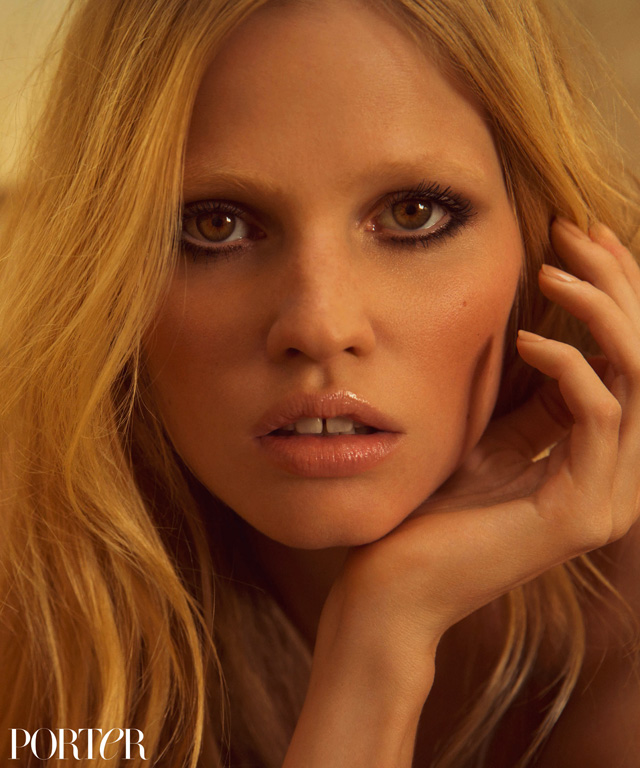 Лара Стоун на обложке летнего номера журнала Porter (фото 2)