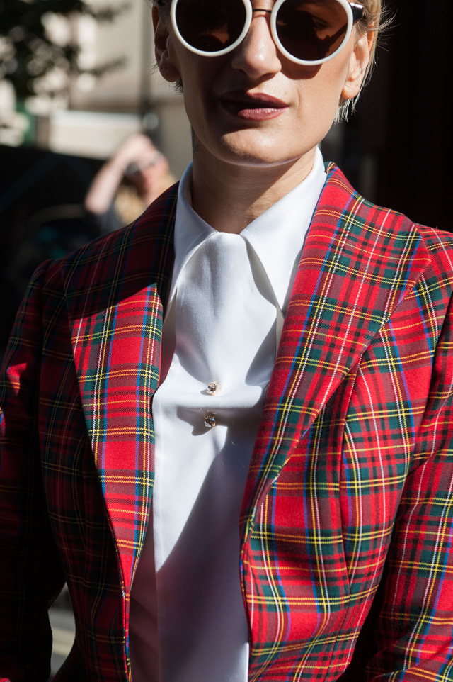 Неделя моды в Лондоне, весна-лето 2016: street style. Часть 1 (фото 13)