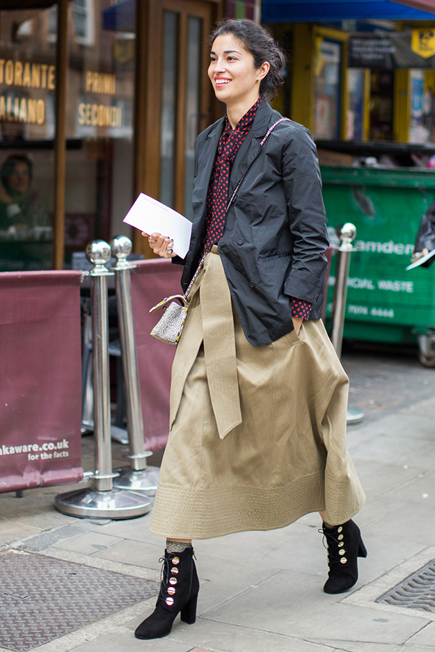 Что носят на Неделе моды в Лондоне: часть 1 (фото 12)