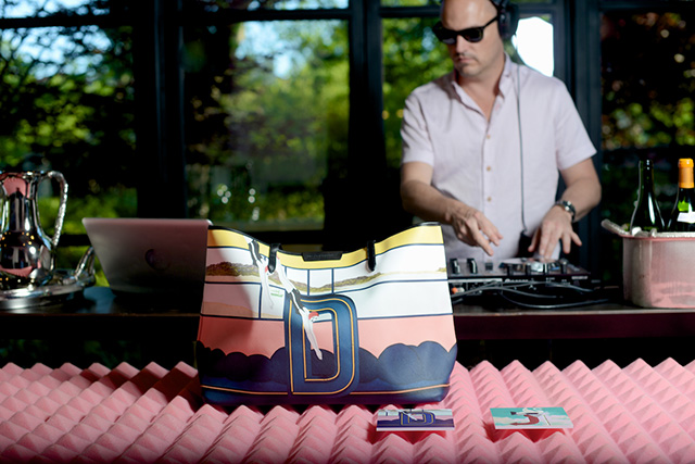 Презентация коллекции сумок Мэри Катранзу для Matchesfashion.com (фото 10)