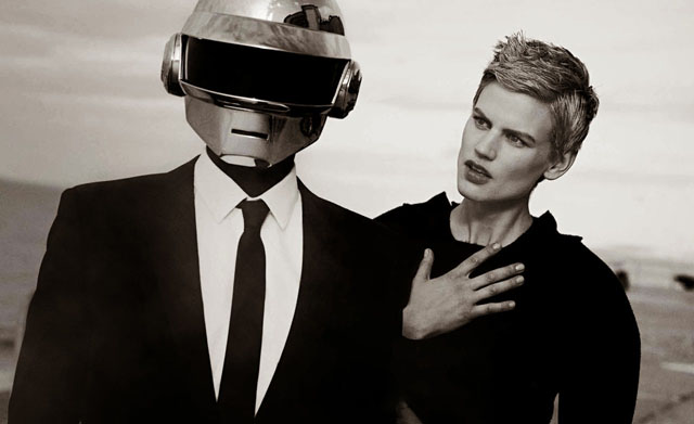 Daft Punk и Саския де Брау в съемке Питера Линдберга (фото 8)