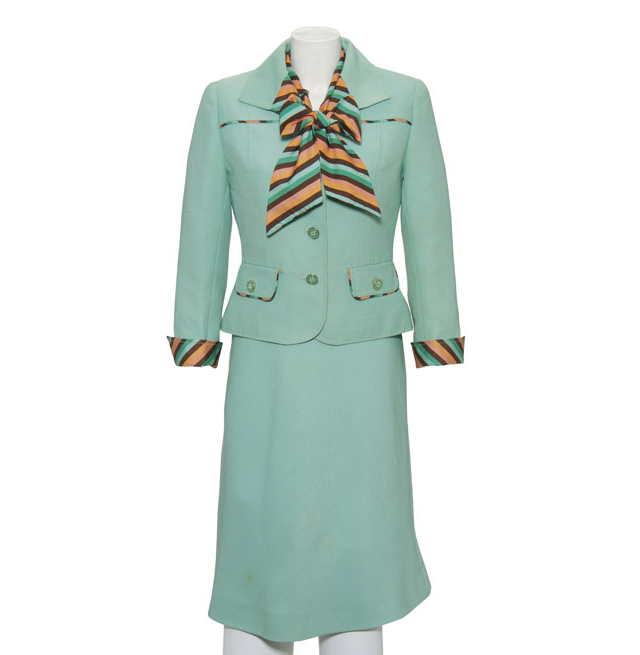 Платье Маргарет Тэтчер Одеться как Маргарет Тэтчер: новая выставка в Лондоне (фото 1)