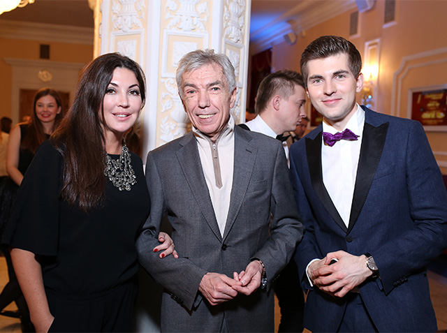 Мария Лемешева, Юрий Николаев и Дмитрий Борисов Гости премии The Hollywood Reporter — 2015 (фото 7)