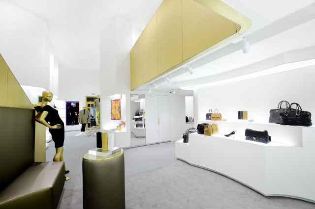 Versace открывают новый бутик в Москве (фото 1)