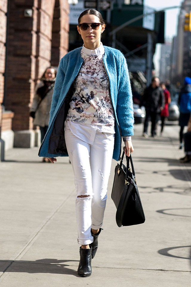 Эволюция белых джинсов (фото 11)