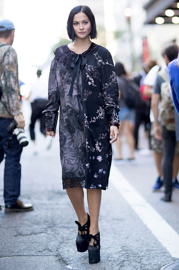Что носят на Неделе моды в Нью-Йорке: 7 часть (фото 5)