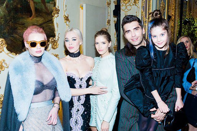 Игги Азалия, Ульяна Сергеенко, Елена Перминова, Фрол Буримский и Василиса Гости показа Ulyana Sergeenko весна-лето 2016 (фото 1)