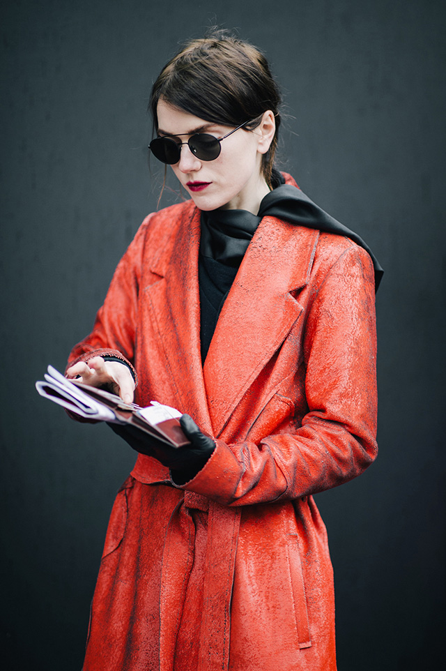 Неделя моды в Париже, осень-зима 2016: street style. Часть 4 (фото 20)