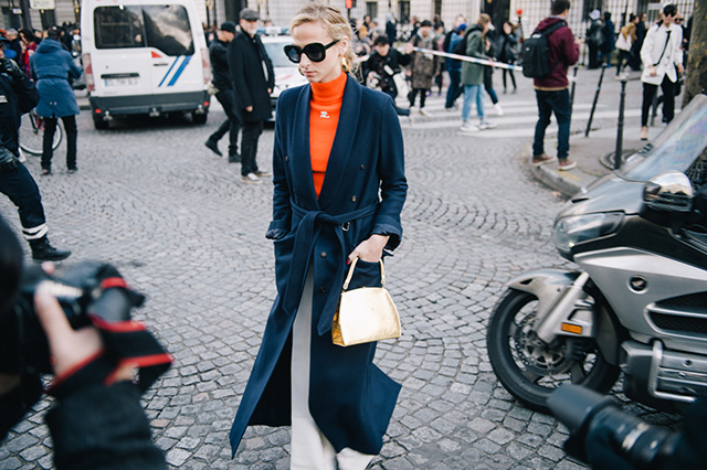 Неделя моды в Париже, осень-зима 2016: street style. Часть 3 (фото 15)