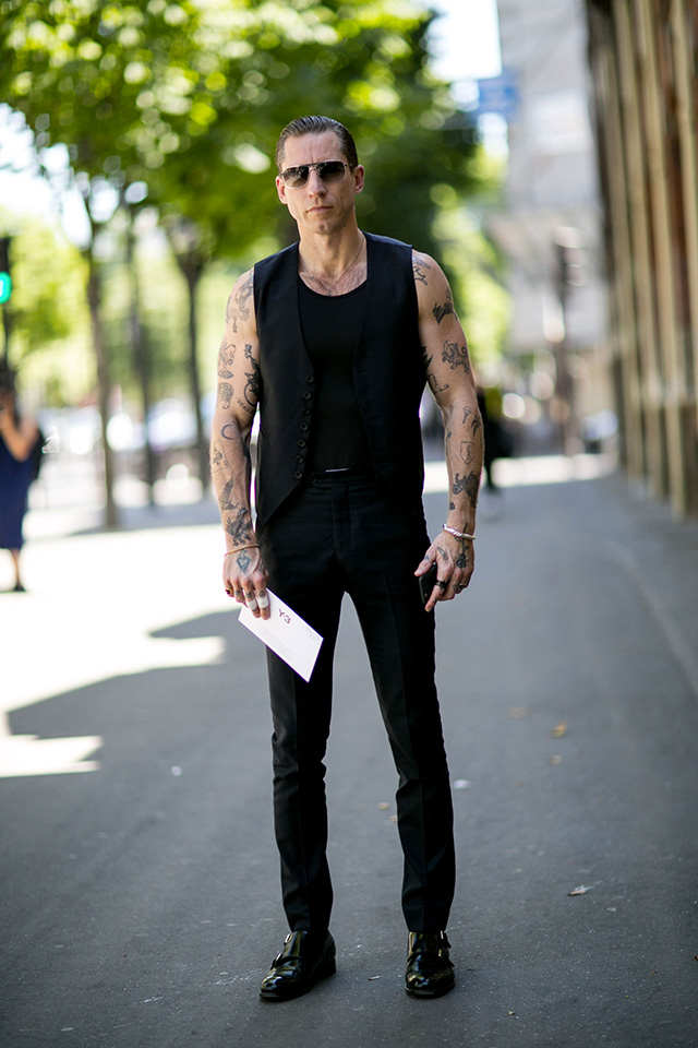 Неделя мужской моды в Париже, весна-лето 2016: street style. Часть 2 (фото 16)