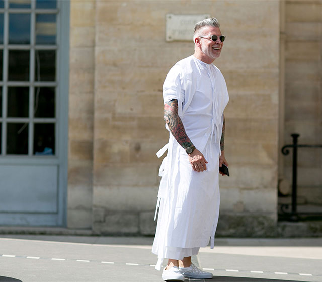 Неделя моды в Париже, весна-лето 2017: street style. Часть 1 (фото 13)