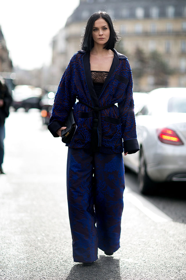 Неделя моды в Париже, осень-зима 2016: street style. Часть 2 (фото 11)