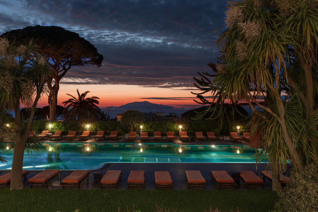 В дворцовом стиле: Capri Palace Hotel & Spa (фото 11)