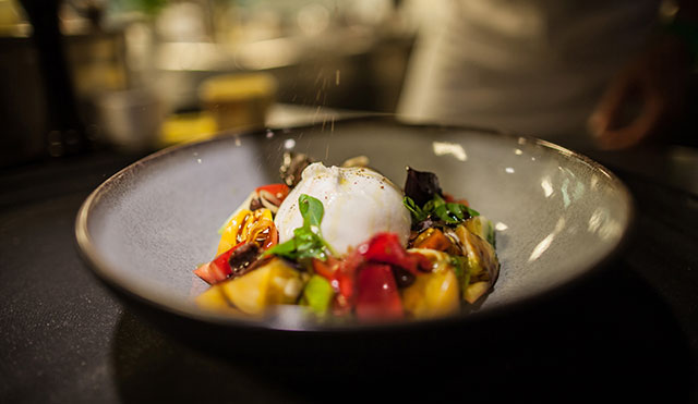 Полвека популярности: что стало с легендарным отелем в Сен-Тропе (фото 9)