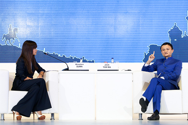 Эпоха новых возможностей для торговли и коммерческой деятельности: разговор Мирославы Дума и Джека Юн Ма (фото 3)
