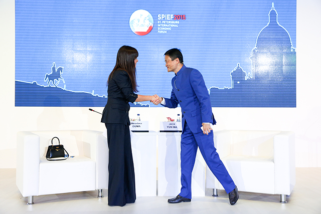 Эпоха новых возможностей для торговли и коммерческой деятельности: разговор Мирославы Дума и Джека Юн Ма (фото 7)