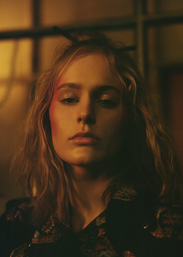 В чем встречать Новый 2017 год: бархат, парча и кристаллы (фото 5)