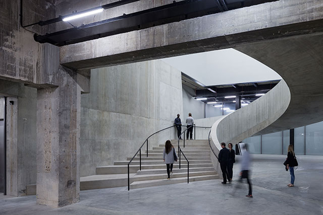 "Искусство меняется, а мы — вслед за ним": обновленная галерея Tate Modern в Лондоне (фото 3)