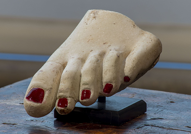 Франческо Веццоли в музее Bardini Pitti Uomo как зеркало новой идеологической революции (фото 11)