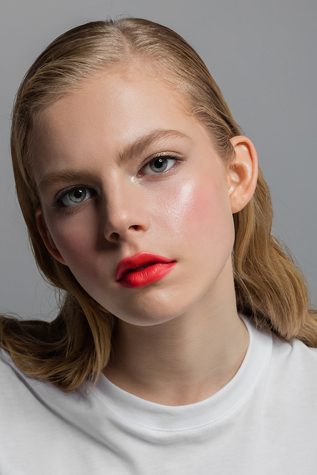 Как краситься осенью: эксклюзивный обзор новой коллекции косметики Victoria Beckham x Estée Lauder (фото 1)