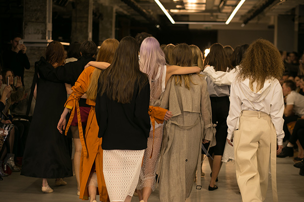 Обзор Buro24/7: Walk of Shame, весна-лето 2017 (фото 2)