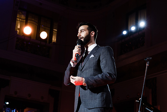 Иван Ургант Ежегодный гала-ужин эндаумент фонда Еврейского музея и Центра толерантности в Москве (фото 6)