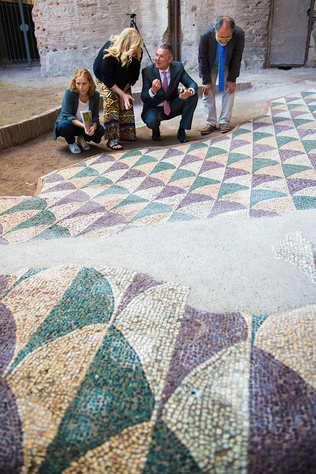 Открылись отреставрированные мозаики в Термах Каракаллы (фото 1)