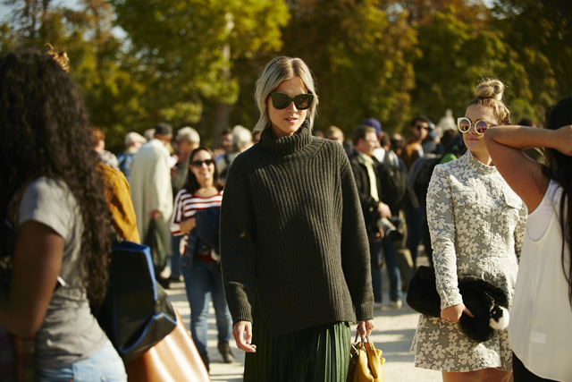 Неделя моды в Париже, весна-лето 2016: street style. Часть 2 (фото 20)