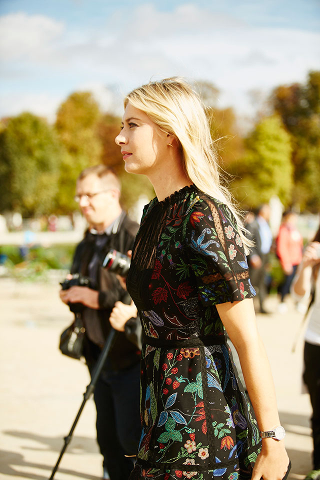 Неделя моды в Париже, весна-лето 2016: street style. Часть 4 (фото 20)