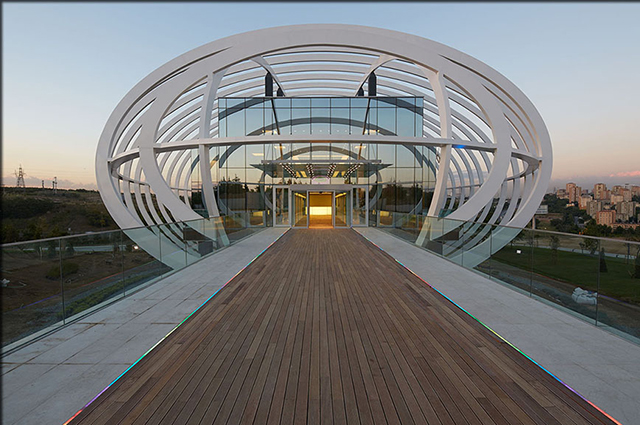 Офис компании Tema с эллиптическим каркасом в Стамбуле (фото 1)