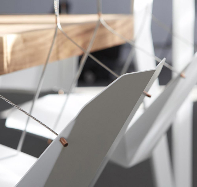 Обеденный стол с качелями от бюро Duffy London (фото 4)