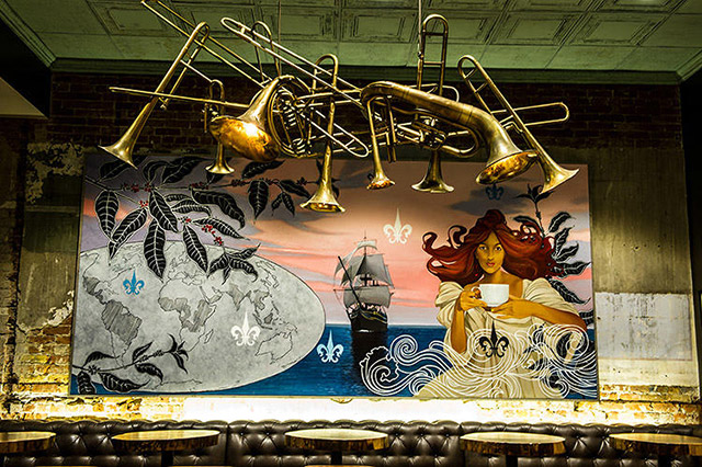 Мистический кофешоп Starbucks в Новом Орлеане (фото 4)