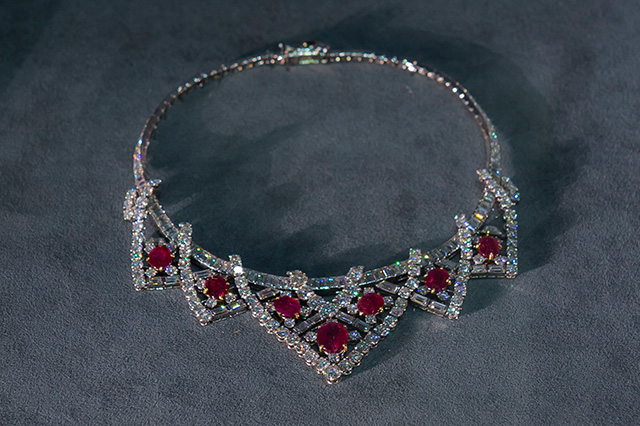 В Париже открылась выставка "Cartier. История и стиль" (фото 7)