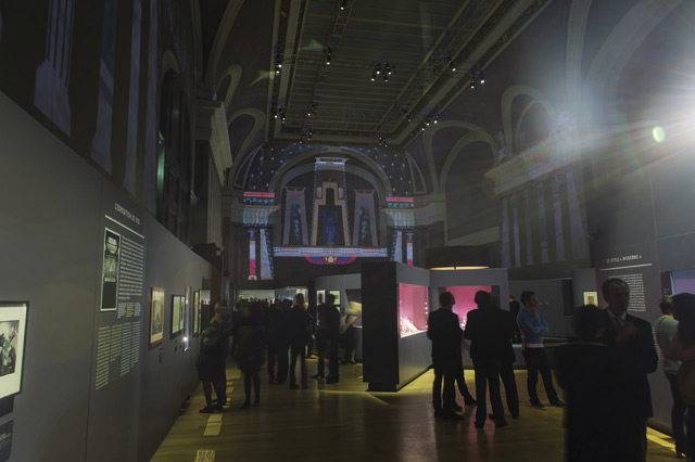 В Париже открылась выставка "Cartier. История и стиль" (фото 2)