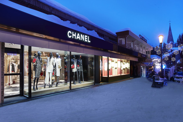 Временный бутик Chanel в Куршевеле (фото 1)