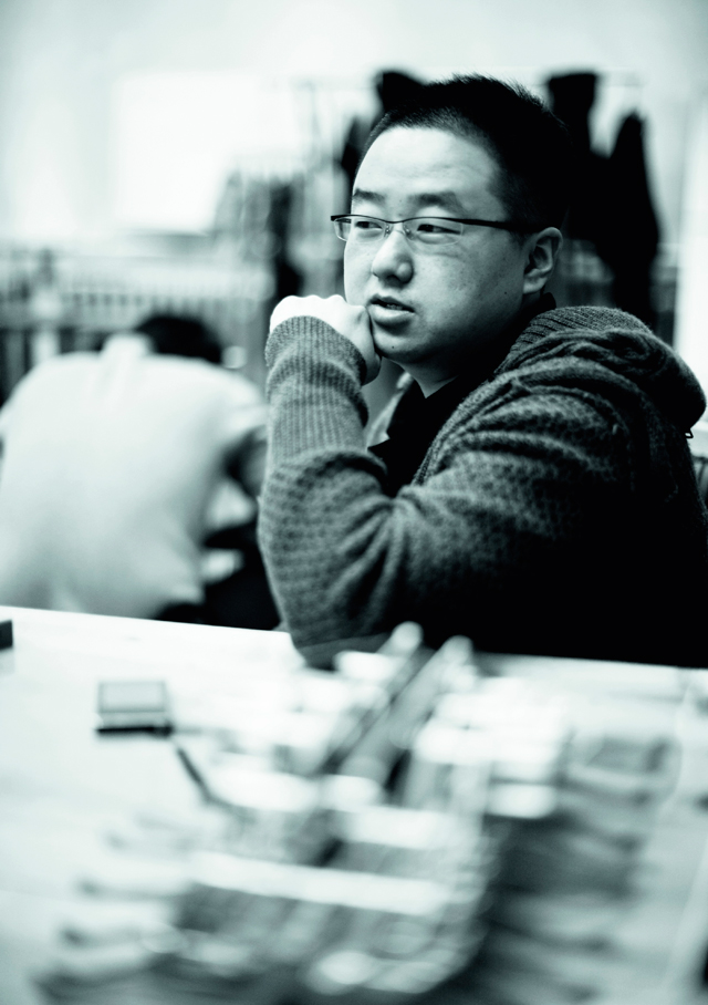 Новые часы Legacy Machine No.1 Xia Hang от MB&F (фото 2)