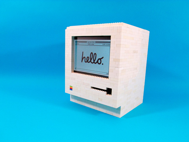 Норвежские рекламисты создали Macintosh из LEGO (фото 1)