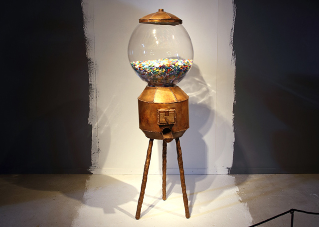 "Цирк-шапито" Маартена Бааса на Salone Internazionale del Mobile (фото 2)