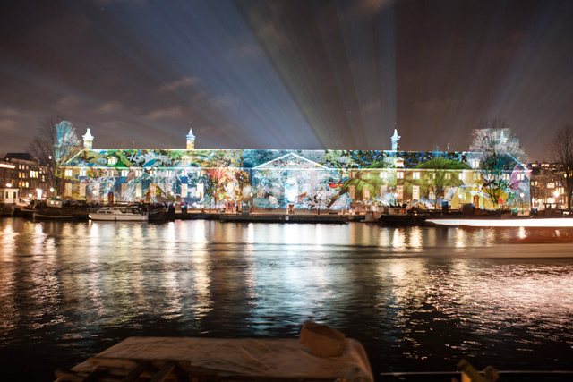 В Амстердаме открылся ежегодный фестиваль света (фото 3)