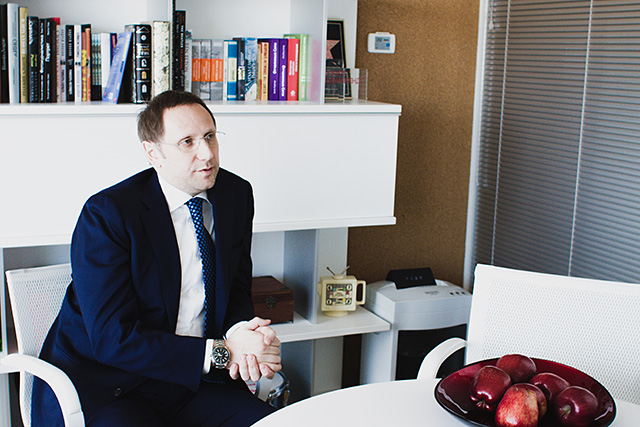 Вячеслав Муругов: "С творческими кадрами на ТВ напряженка" (фото 3)