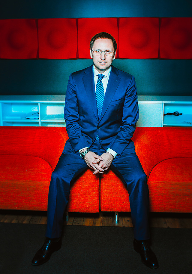 Вячеслав Муругов: "С творческими кадрами на ТВ напряженка" (фото 4)