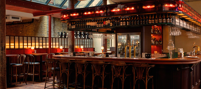 Очарование района Шордич: Ресторан Merchants Tavern (фото 6)