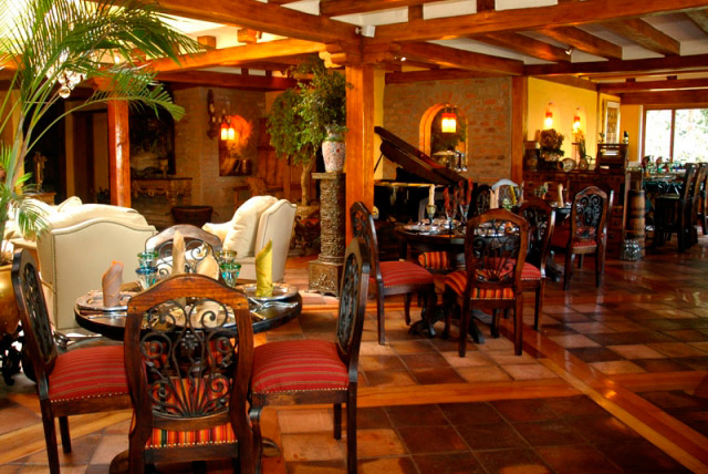 Асьенда Rumiloma в столице Эквадора (фото 14)