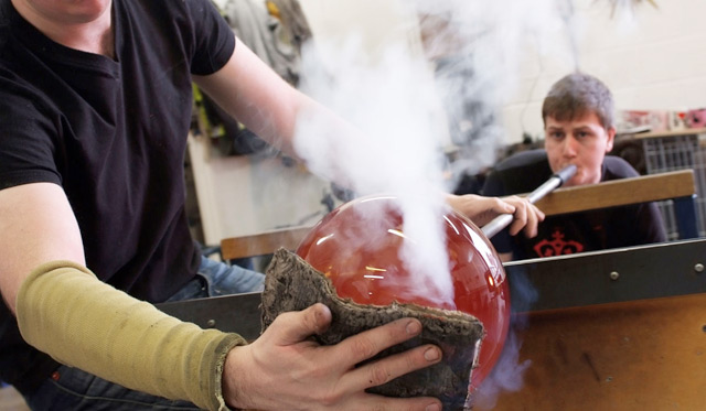 Выбор Buro 24/7: Коллекция светильников Standing Pendant (фото 2)