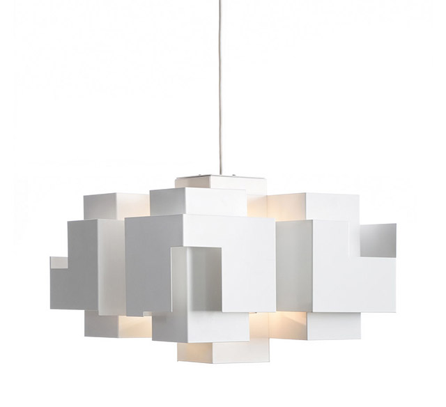 Мебельная выставка в Стокгольме: новая жизнь лампы Skyline (фото 1)