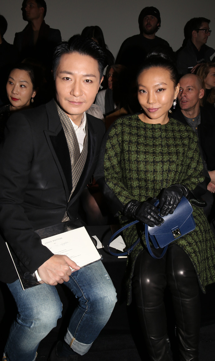 Гости показа Louis Vuitton в Париже (фото 4)