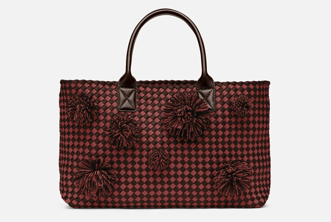 Bottega Veneta выпустил эксклюзивную коллекцию для Москвы (фото 1)